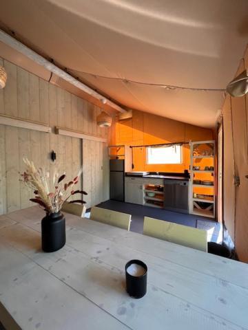 Luxe Safaritent Medley 5 Persoons Op Camping Rijsterbos Exterior foto